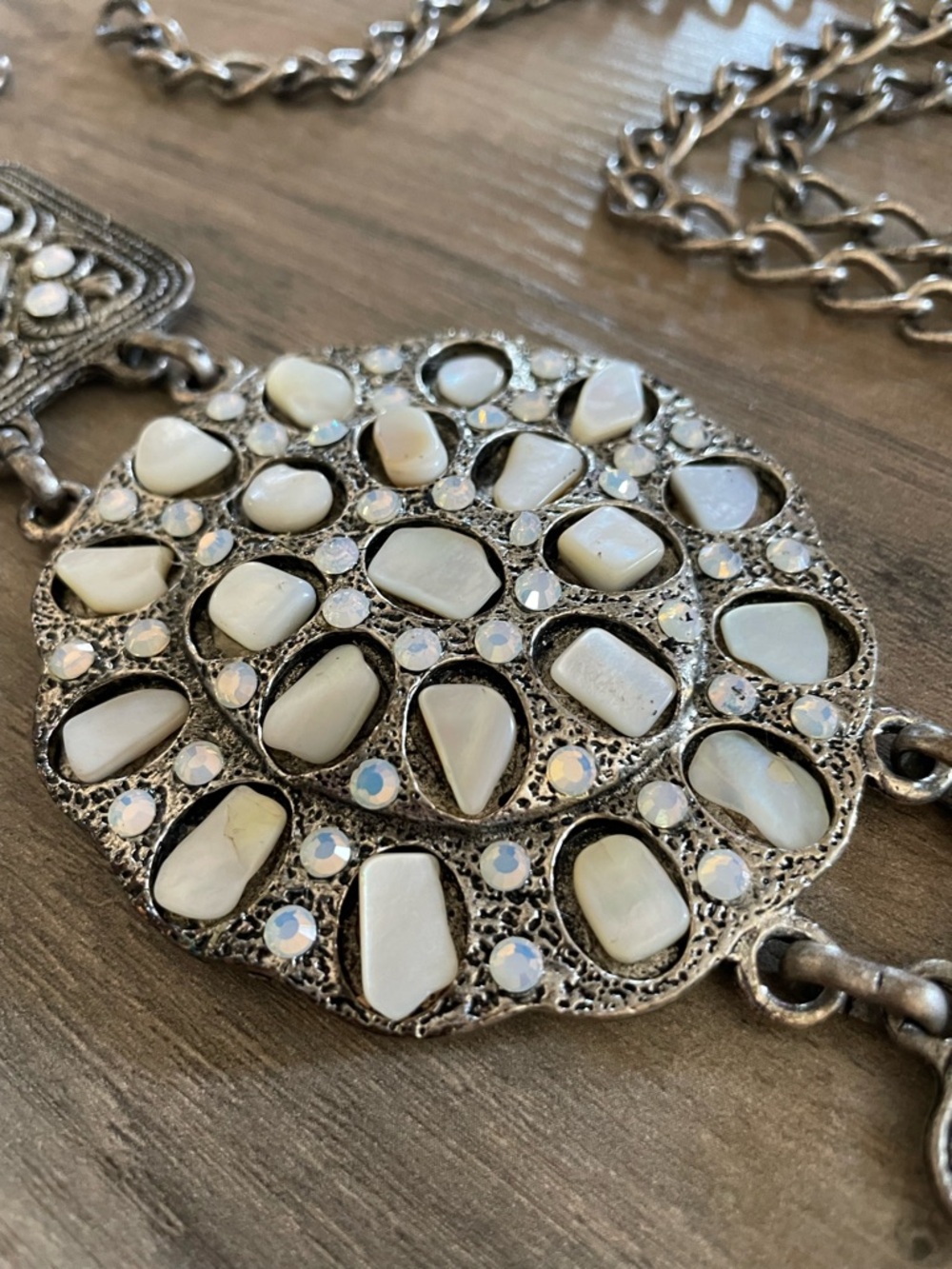 Vintage Heavy Silver Metal western biker Concho chain belt w Rhinestones stones - Picture 3 of 10